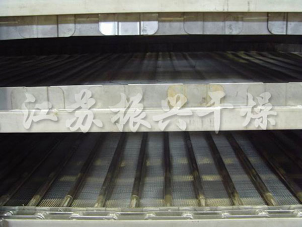 DWC系列脫水(shuǐ)蔬菜帶式幹燥機