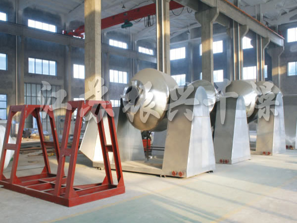 SZG系列雙錐回轉真空(kōng)幹燥機